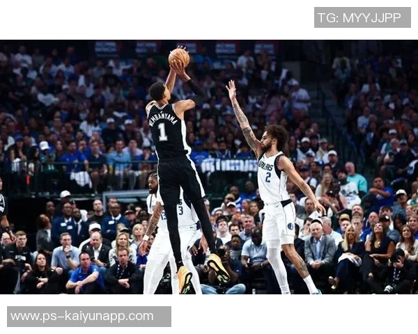 国王队全场16次抢断引发独行侠19次失误比赛悬念迭起 国王队全场16次抢断引发独行侠19次失误比赛悬念迭起